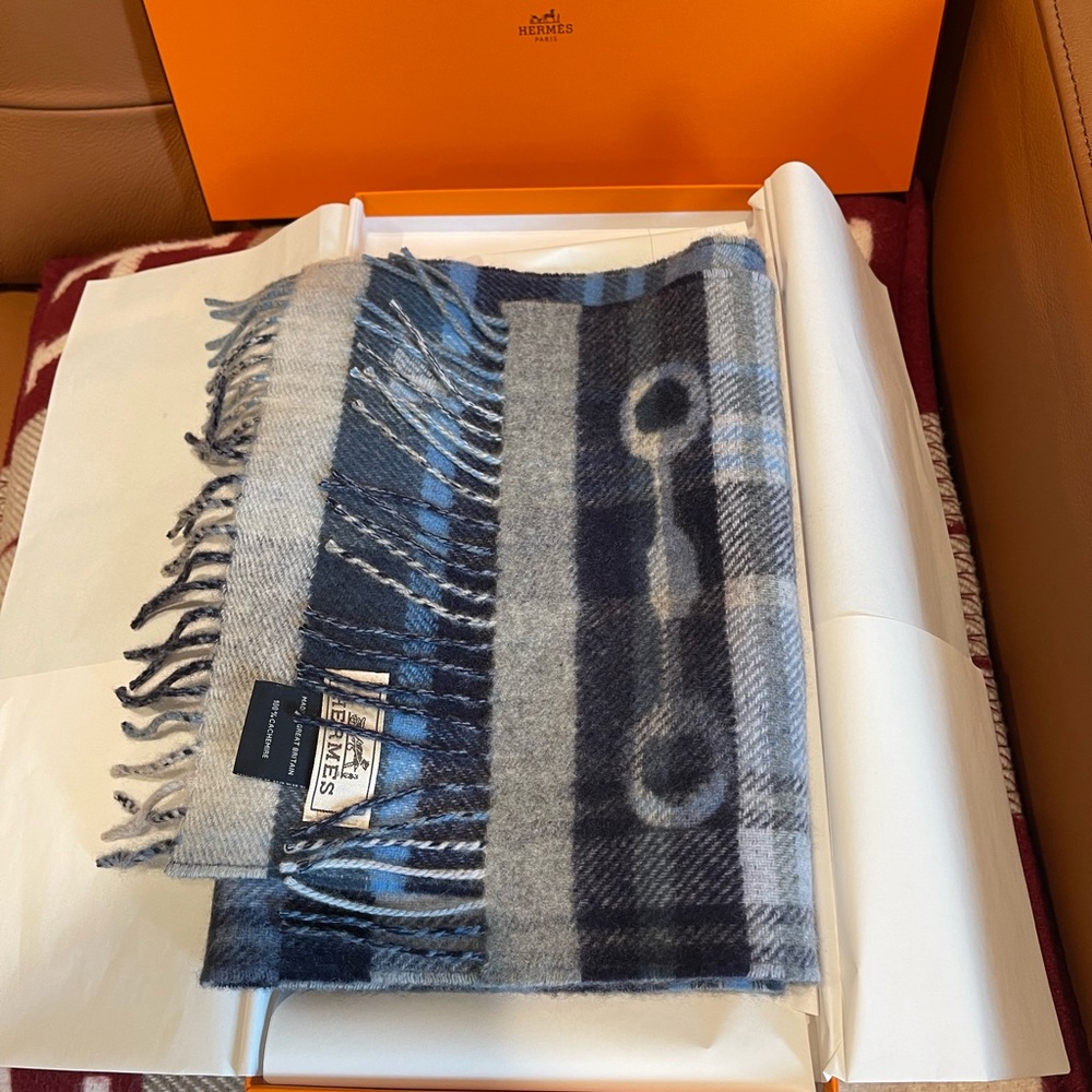 men scarf
